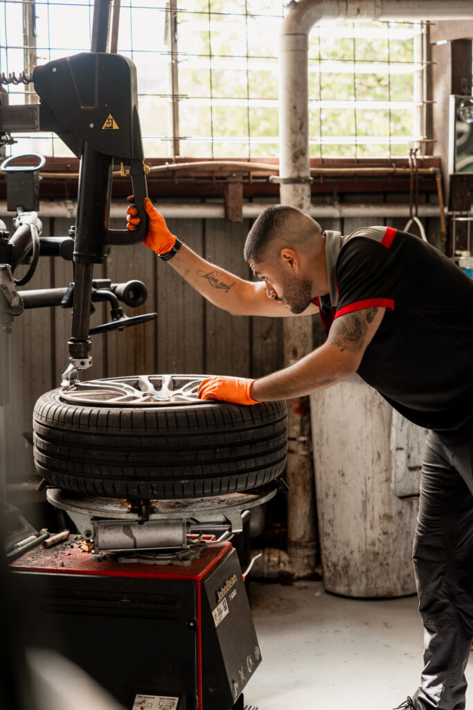 Brisbane Wheels and Tyres Services Wheel Alingment